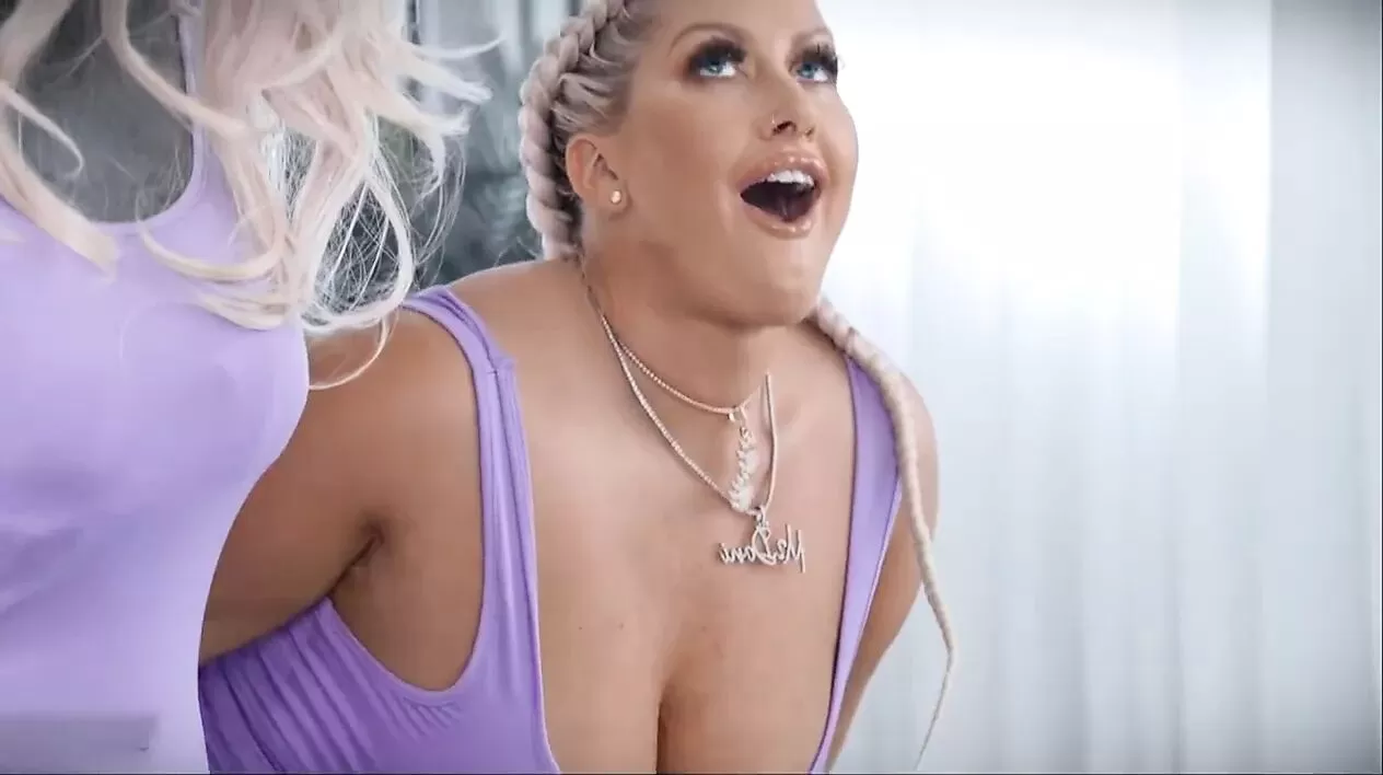 Mz dani - hot blonde milf - порно видео онлайн